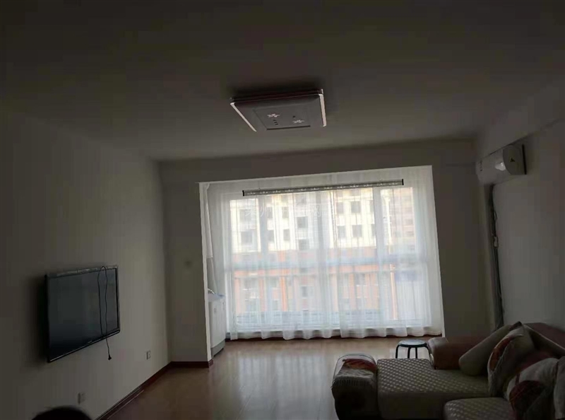 泰和苑小区,精装修,电梯房,带家具家电,拎包入住