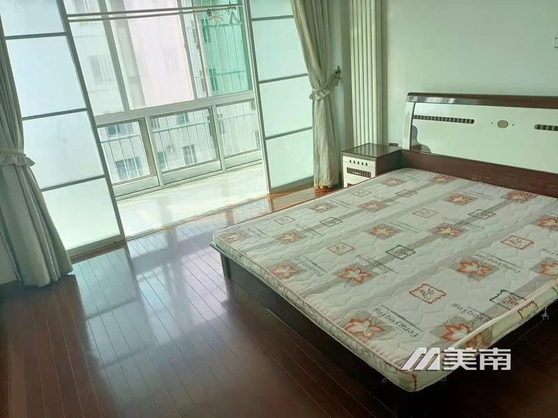 3一小实验中学学区,教育路,框架结构,精装三室