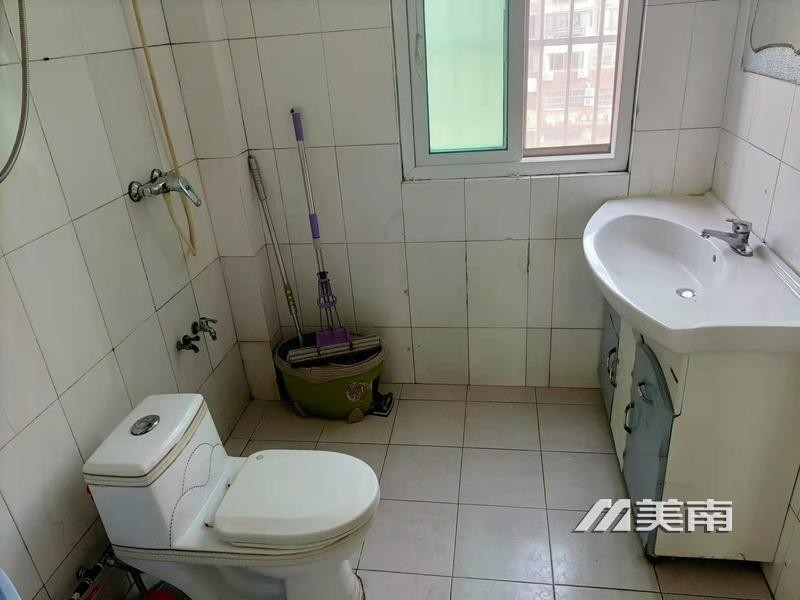 3一小实验中学学区,教育路,框架结构,精装三室