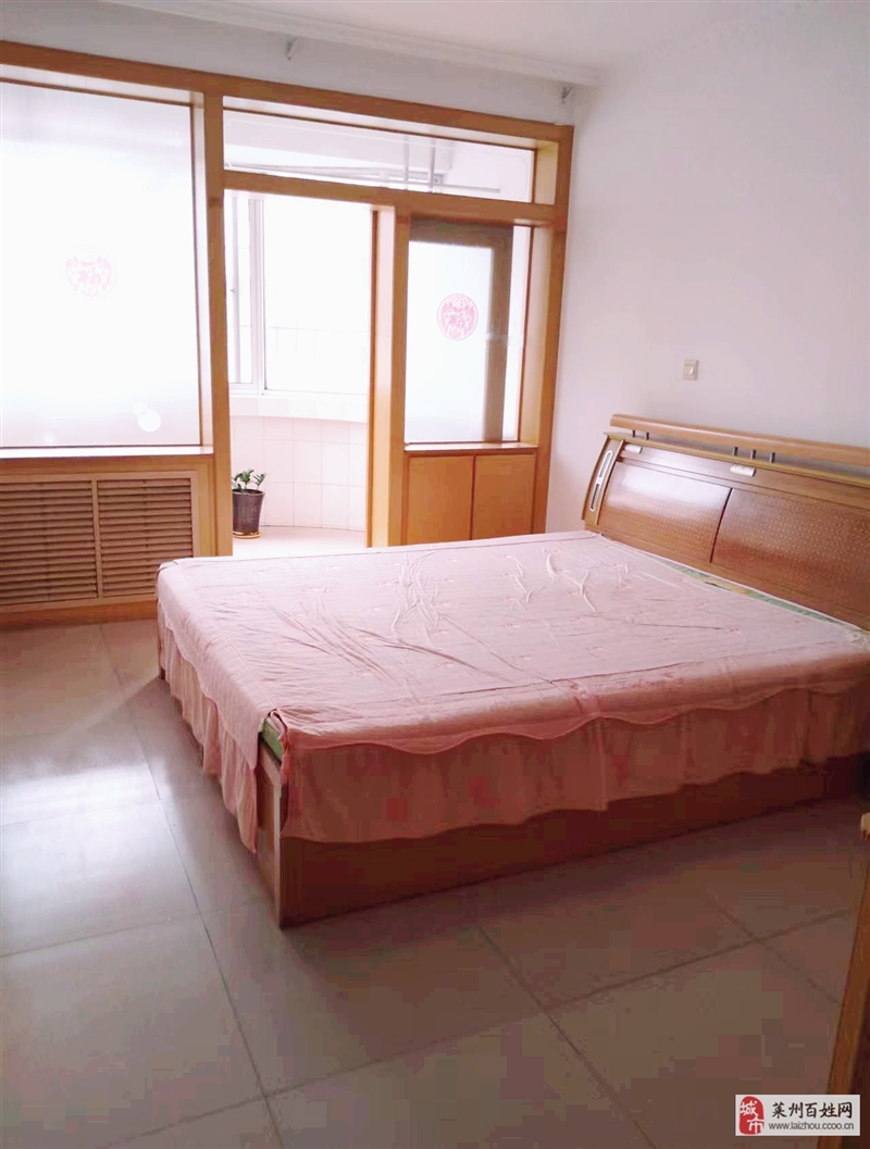 阳光商厦2室 1厅 1卫1380元/月