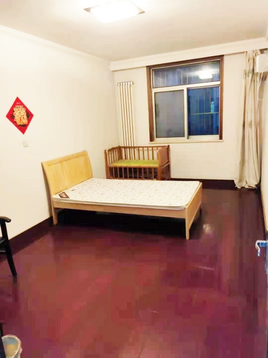 出租汇泉4楼 精装 拎包入住