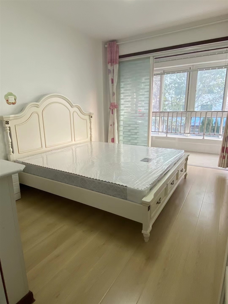 非中介 坊苑西区 2楼 新房出租 已供暖 拎包入住