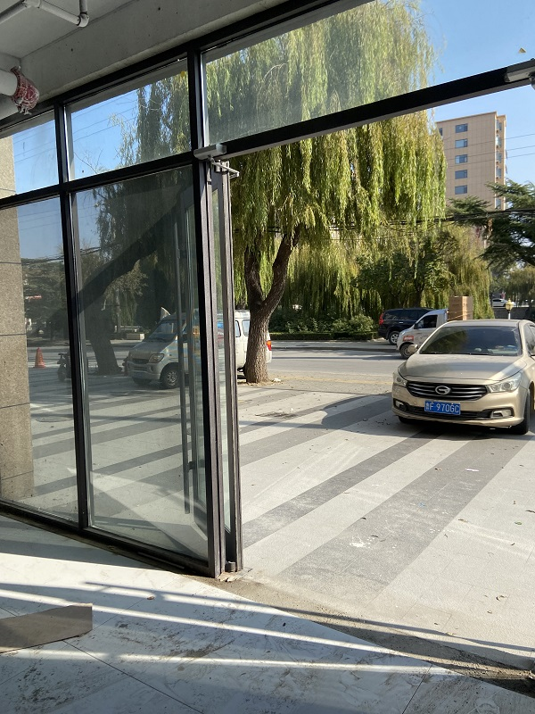 22万 可买一套沿街门头房 已装修 地暖瓷砖已铺