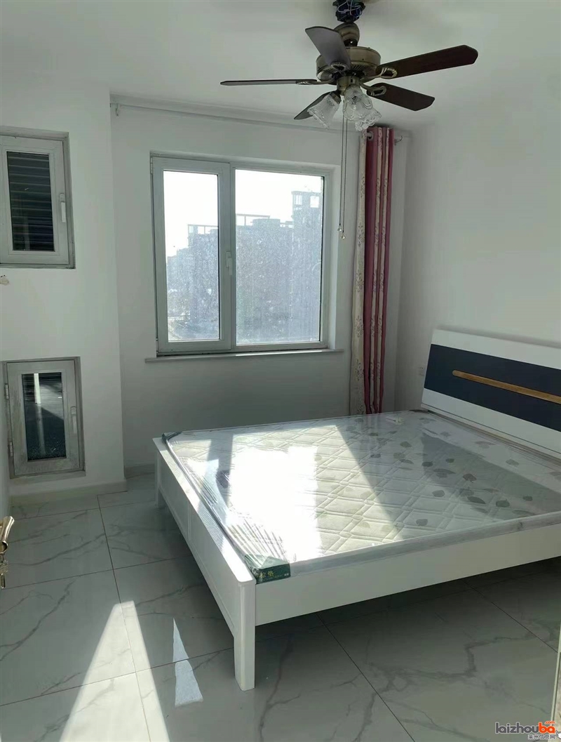 掖县公园北  恒隆电梯房 高层 全新出租