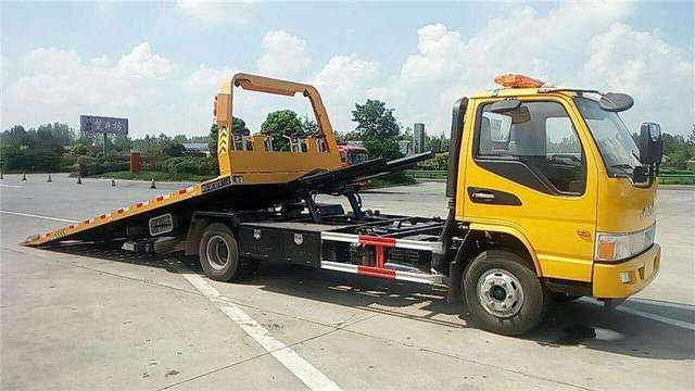 全莱州24小时提供汽车救援、高速、拖车、吊车、脱困、搭电☎☎