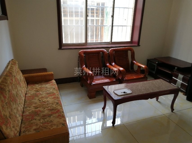 恒通市场附近,粮建小区,精装低楼层,带家具家电,拎包入住