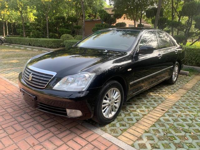 丰田 皇冠 2006款 2.5 手自一体 Royal 真皮版