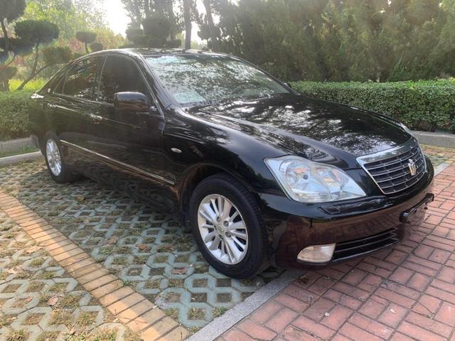 丰田 皇冠 2006款 2.5 手自一体 Royal 真皮版
