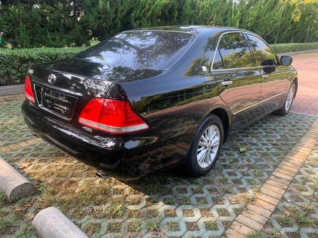 丰田 皇冠 2006款 2.5 手自一体 Royal 真皮版