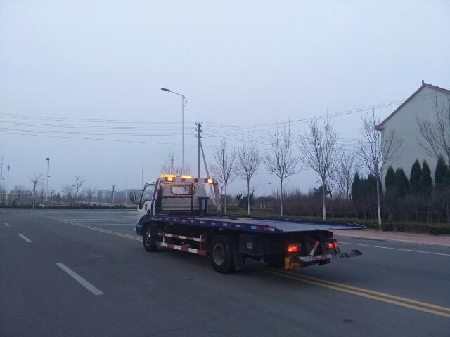 清障车