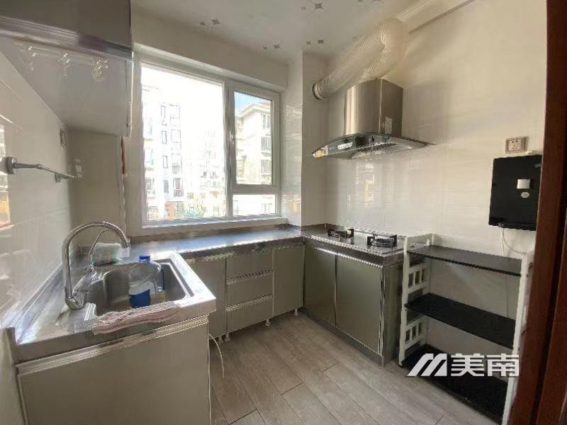 3云峰名苑2楼,房主降价急售,带车库仅售77万