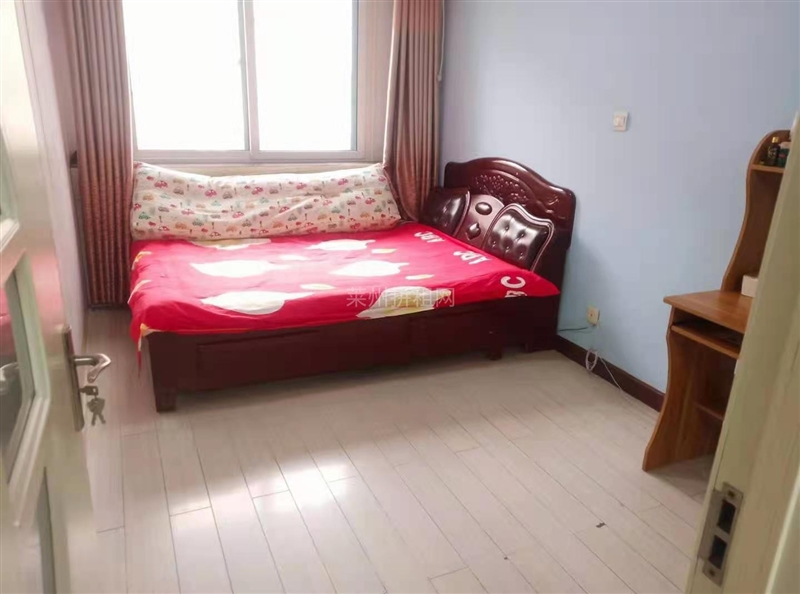 明珠园西区,精装修,低楼层,带家具家电,拎包入住