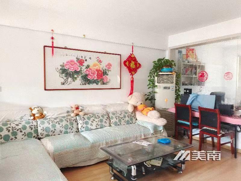 3双实验学区,框架地暖,精装三室,仅售64万8