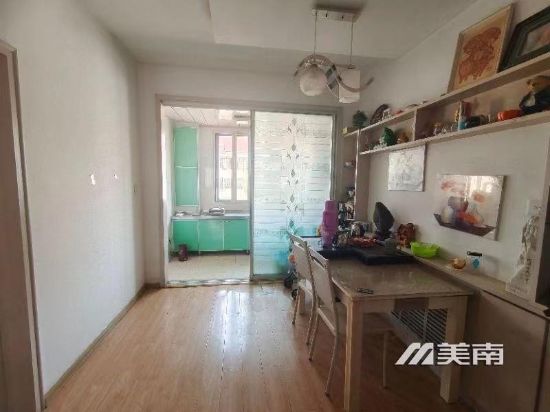 3双实验学区,框架地暖,精装三室,仅售64万8