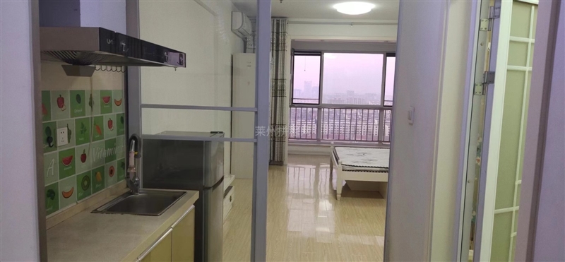 市中心,可短租,利群斜对面,翔龙云海,精装电梯房,带家具家电