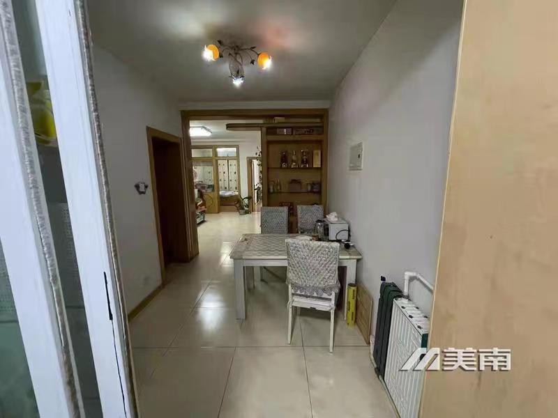 3双实验学区广场公寓,精装三室带小房,仅售43万8
