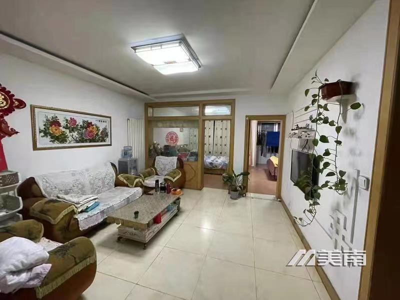 3双实验学区广场公寓,精装三室带小房,仅售43万8