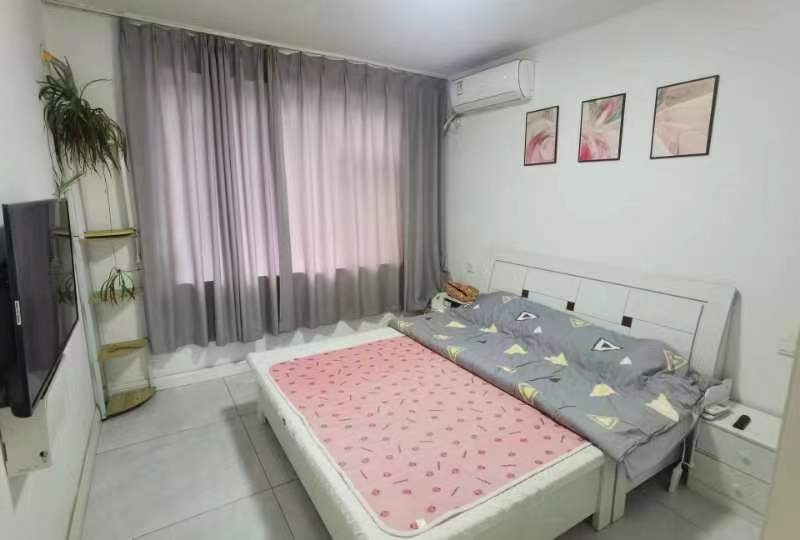 西小区,精装修