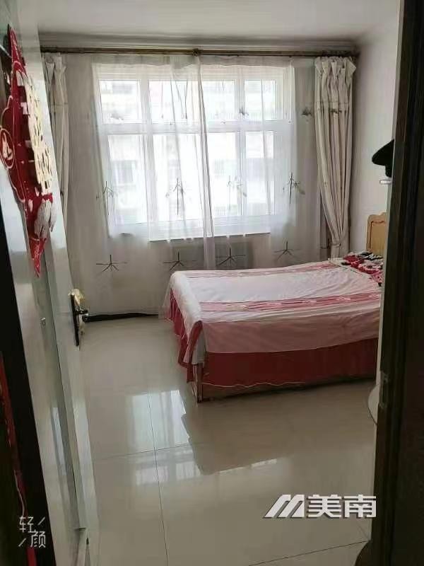 3东苑小区,精装三室,仅售49万8