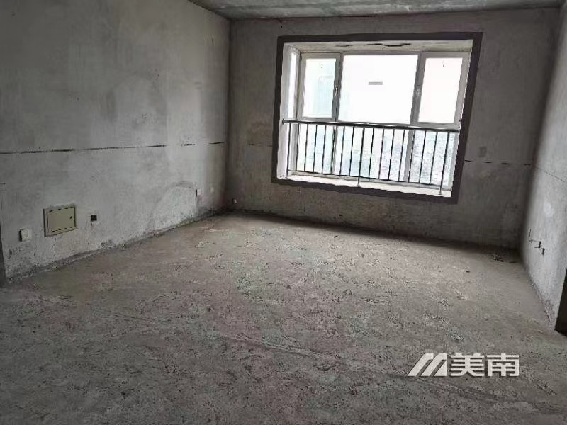 3翔龙嘉苑电梯顶加阁 ,购物方便,低于市场价