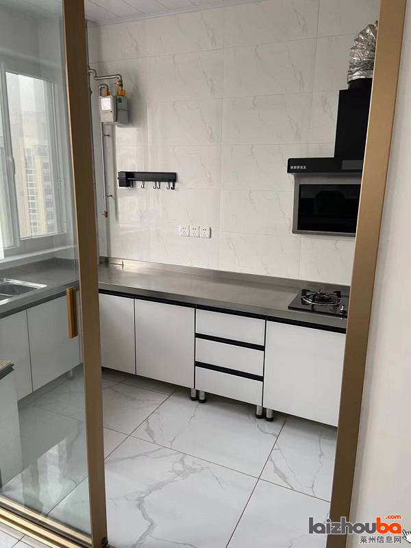 急租! 高层  精装电梯房 全新出租 带地下停车位