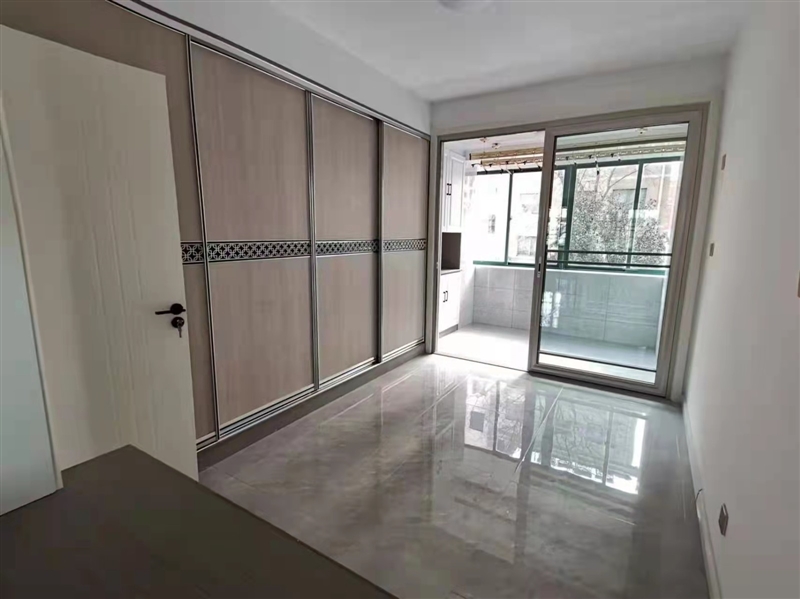 双语学区,精装未住婚房,紫景花园一楼,地暖,证满五唯一