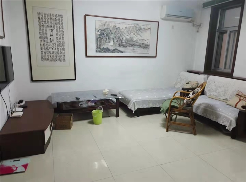 双语学区,城东二楼,精装三室,看房议价