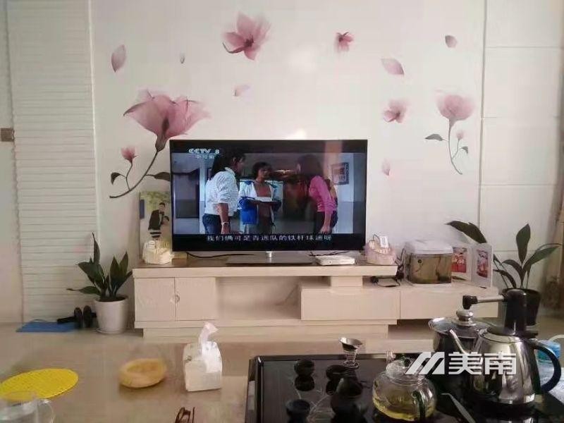 云峰花园,电梯黄金楼层,带小房车位,看中价还可议
