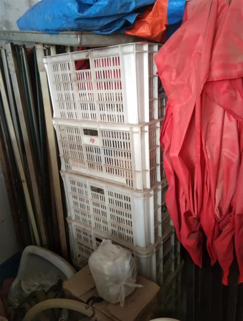 处理美容床,泡沫盒,塑料筐