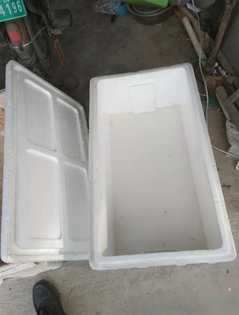 处理美容床,泡沫盒,塑料筐