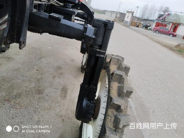 精品四驱打药机