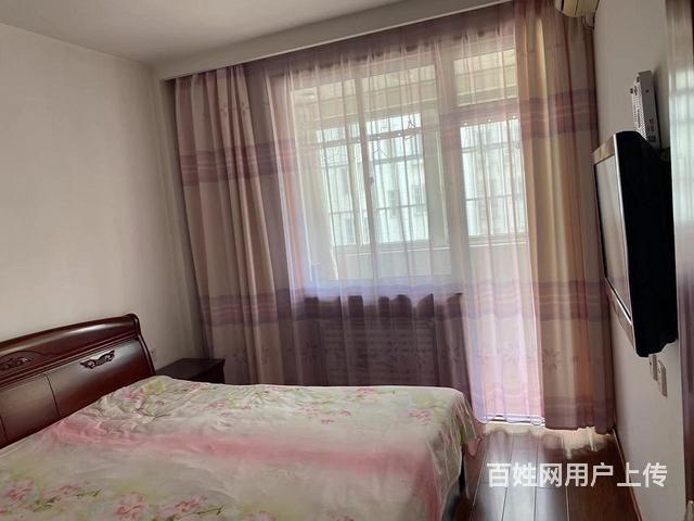 莱州军休所精装修70年可过户房子精装修2楼