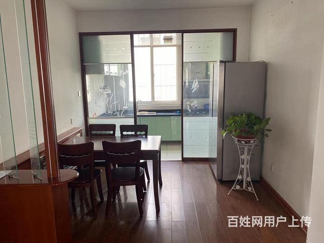 莱州军休所精装修70年可过户房子精装修2楼