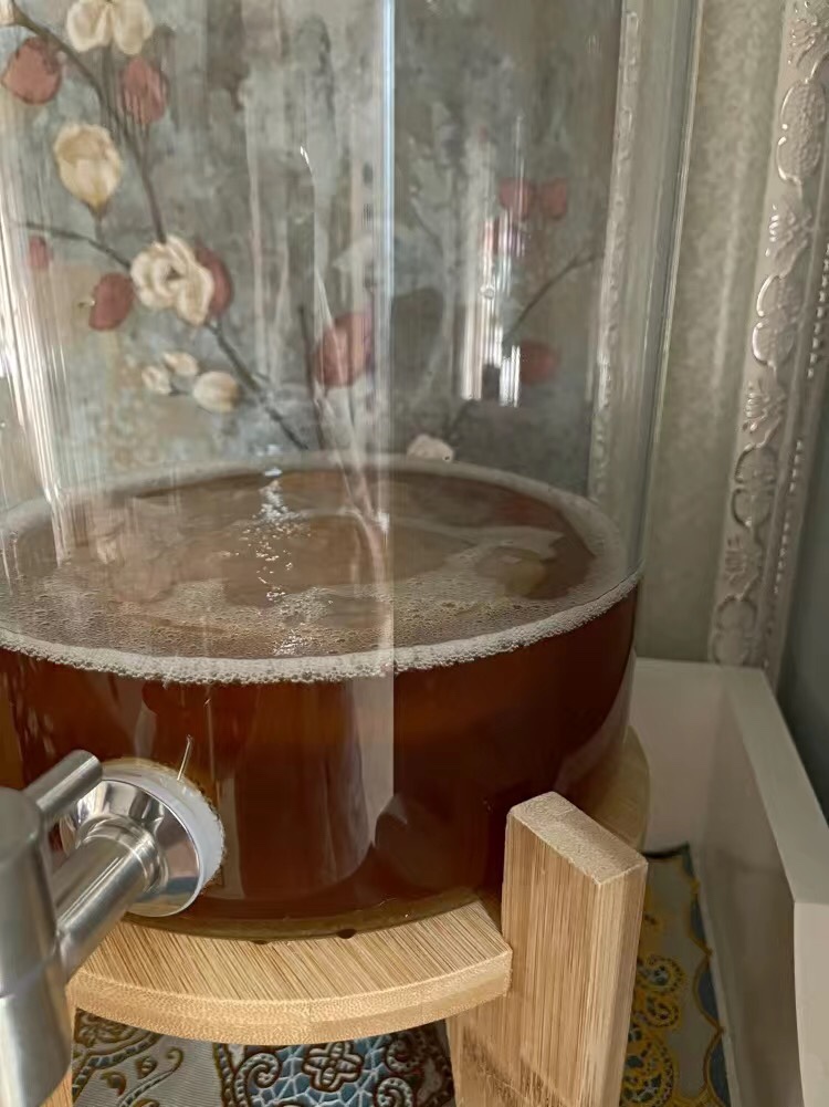 高硼硅玻璃凉水壶带龙头大容量,可以泡酒,可以调酒