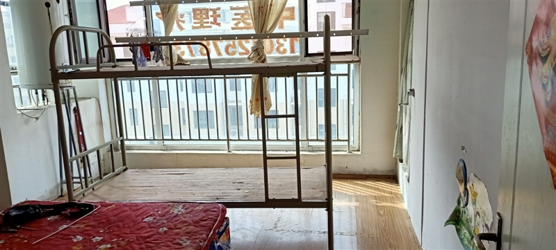 出售双层单人床