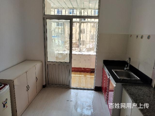 双宁海学校丝绸家属楼平地起2楼