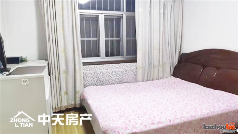 01198东苑小区,黄金低楼层,三室格局,邻近新一中,临近掖县公园