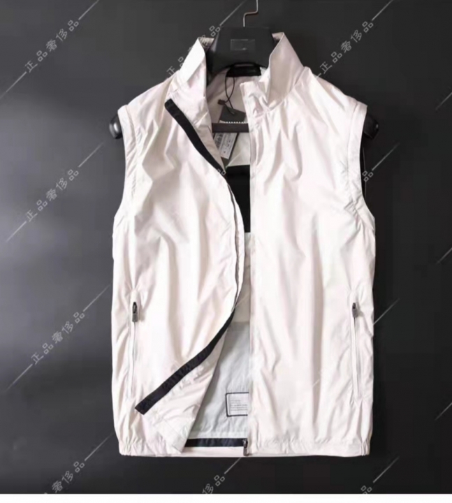 招聘缝纫工 简单好干 8小时 交五险 不耽误接送孩子