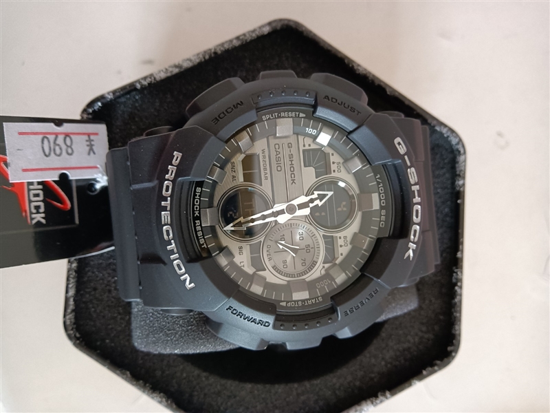 出售全新卡西欧男手表