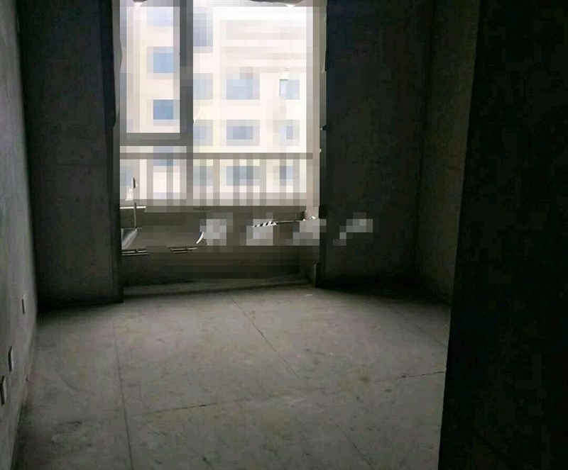 恒信园,靠近新利群市政大厅  购物方便  电梯房可自由装修