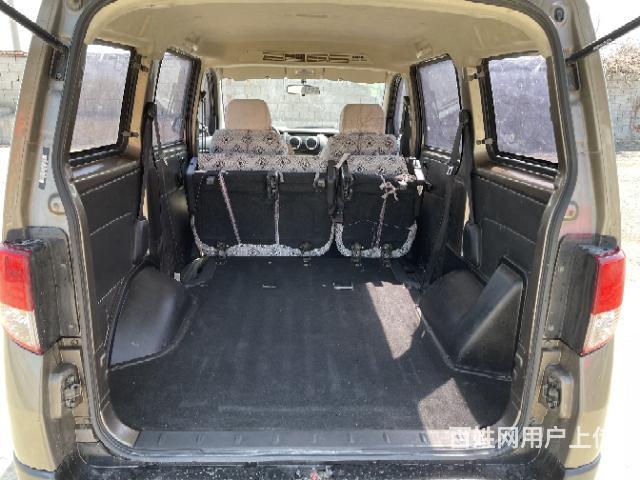 17年绝版高配长安面包车