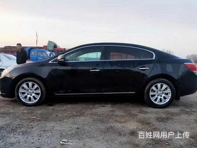 别克 君越 2012款 2.4 SIDI 手自一体 舒适天窗