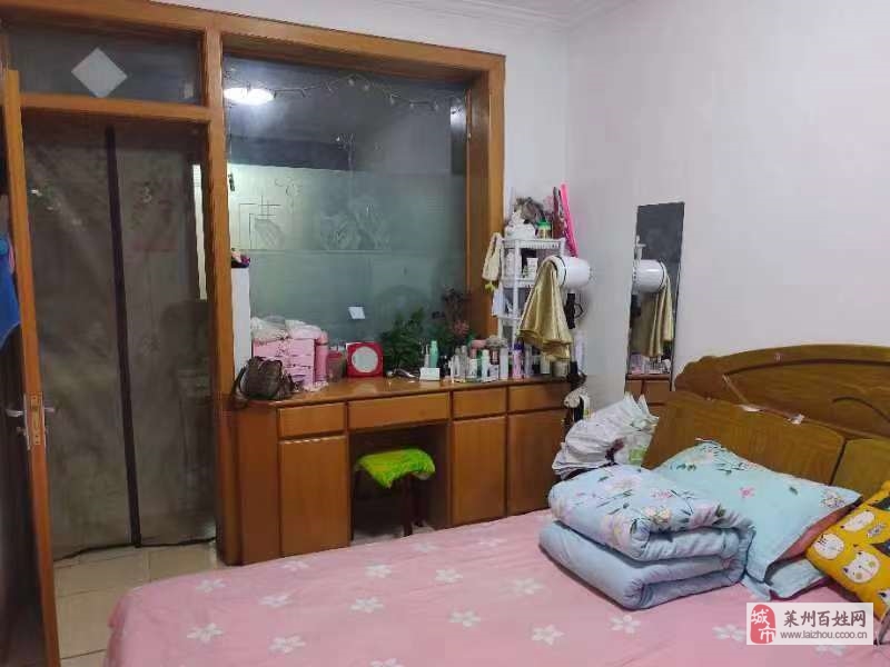 福庆苑3室 2厅 1卫500元/月