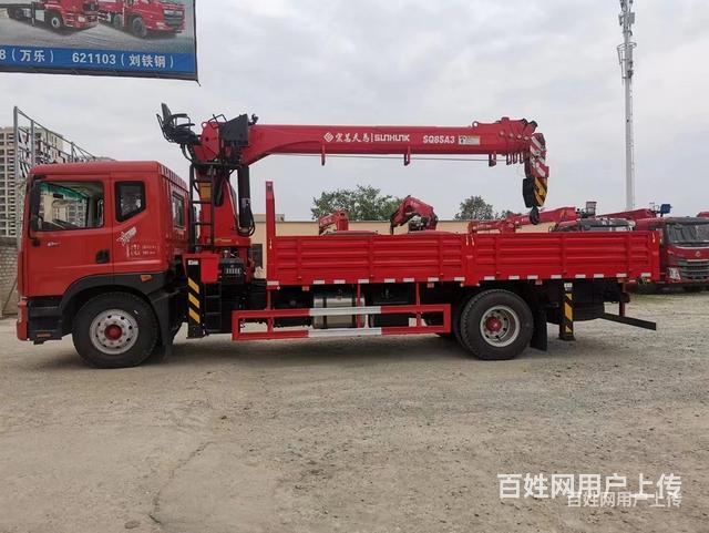 东风多利卡D9单排8吨6.1米随车吊 厂家电话多少