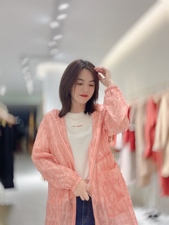 声雨竹高端女装诚聘导购员 销售顾问