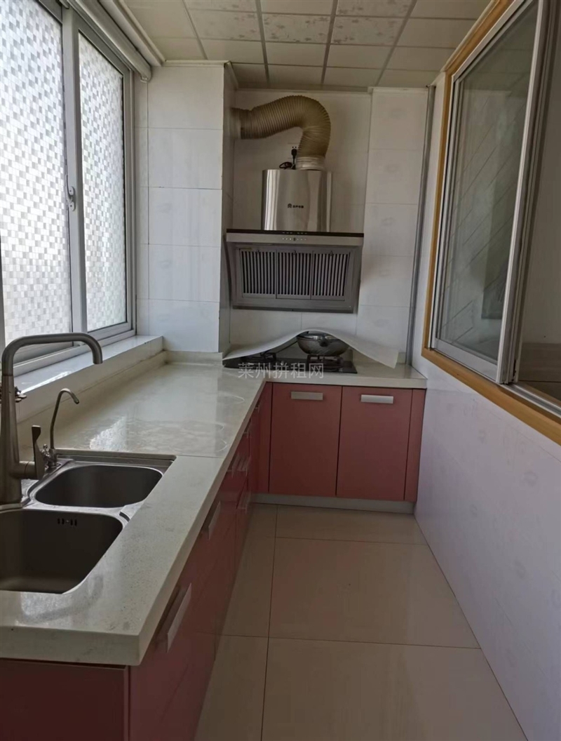 老百大附近,带地下车位,精装电梯房,带家具家电,拎包入住