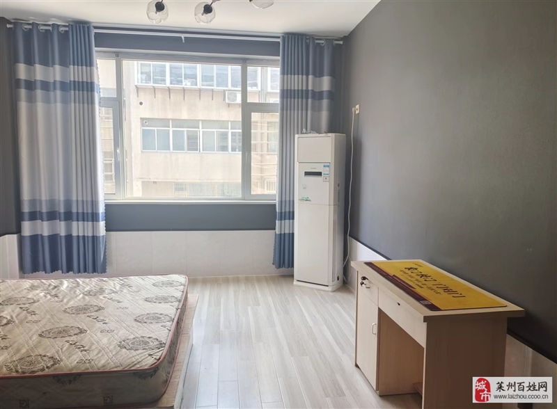 出租双语附近南向公寓1室1厅1卫900元/月