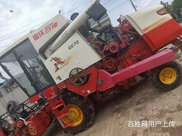玉柴70收割机小麦