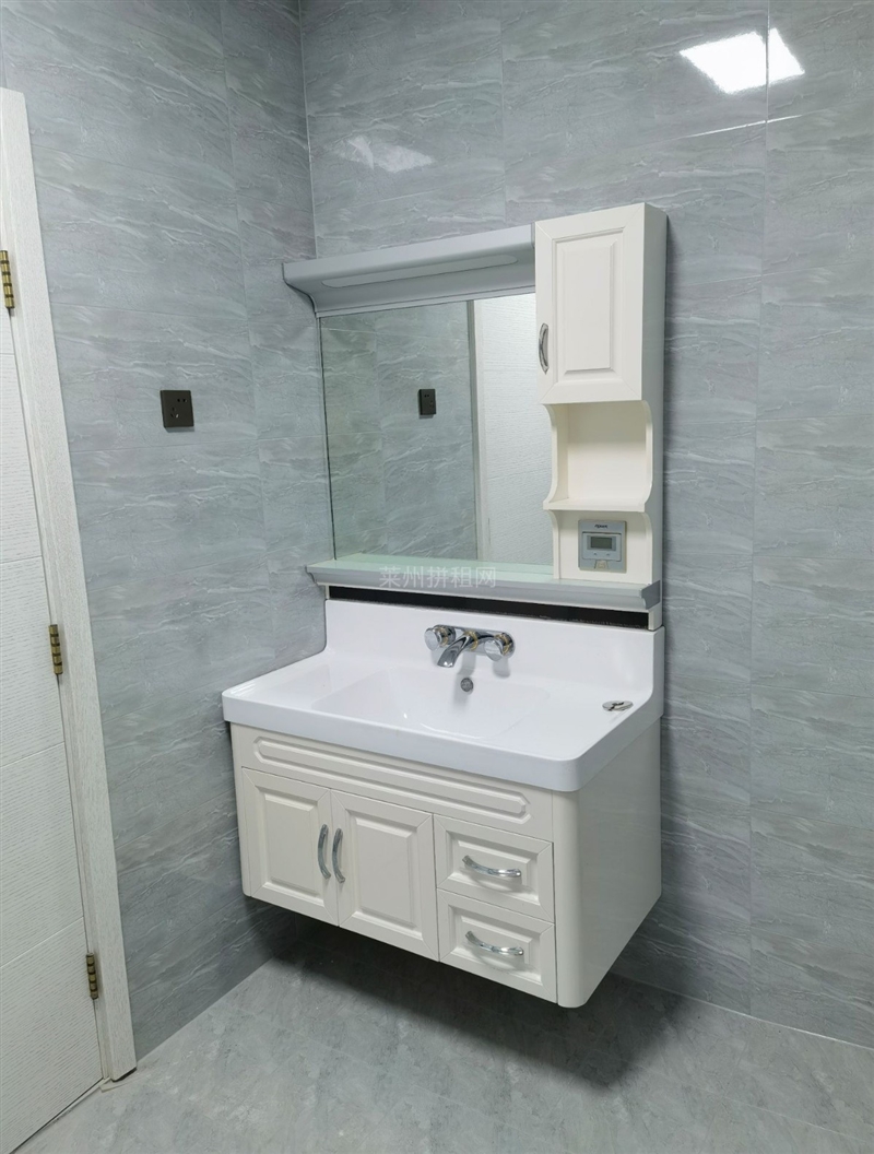 市中心,印象城,精装公寓电梯房,带家具家电,拎包入住