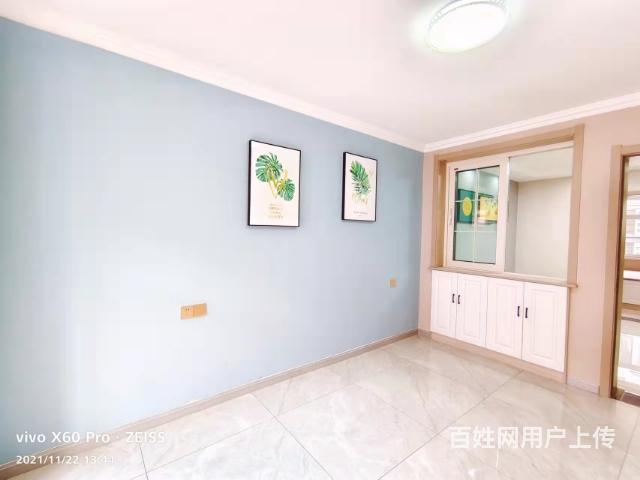 世纪花园旁边2楼3室